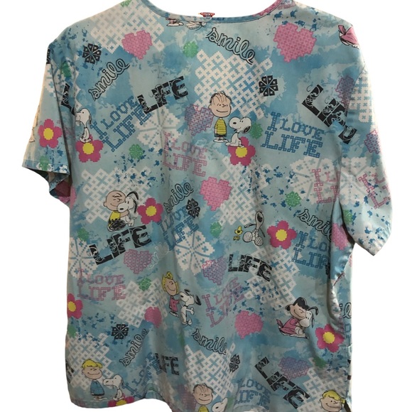 Peanuts Scrub Top  Nurses Top 2 large front pockets XL V Neck - Picture 2 of 9